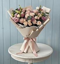 Букет цветов из:  Розы и Лизиантусы #REPLACE_PRED# Карталах