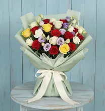 Букет цветов из:  Розы #REPLACE_PRED# Карталах