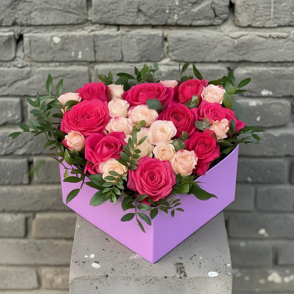 Цветочная композиция из Розы в коробке в Карталах