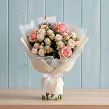 Букет цветов из:  Розы в Карталах