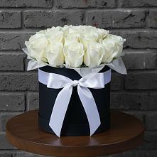 Цветочная композиция из Розы в шляпной коробке в Карталах