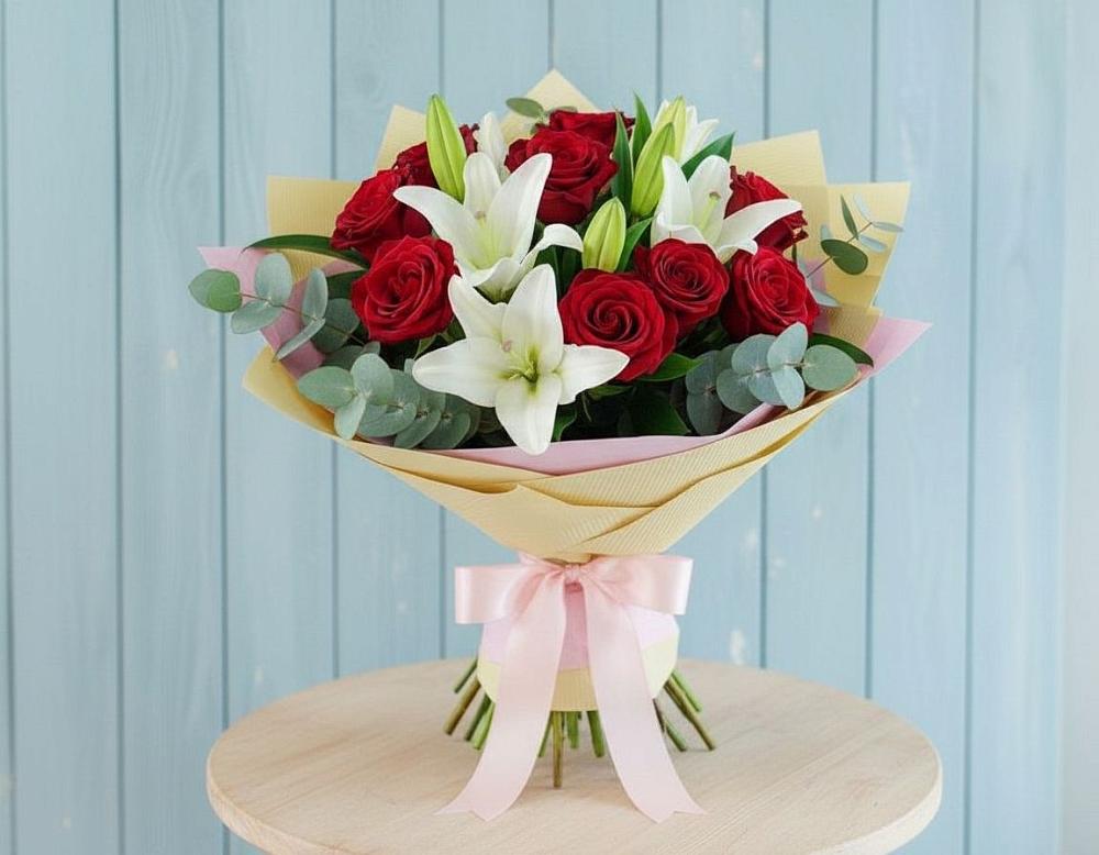 Букет цветов из: Лилии и Розы в Карталах